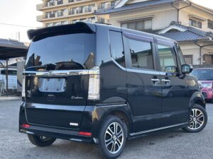 ホンダ N-BOX サムネイル3