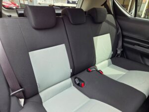 トヨタ　アクア サムネイル6