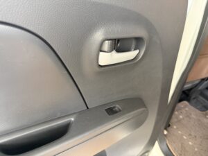 日産 モコ サムネイル27